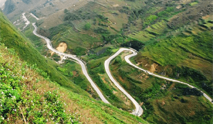 Đèo Lũng Lô - Vẻ đẹp hùng vĩ và khám phá lịch sử 2 deo lung lo