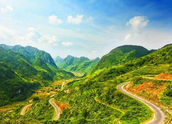 Đèo Khau Phạ - Vẻ đẹp thiên nhiên kỳ vĩ giữa lòng Tây Bắc