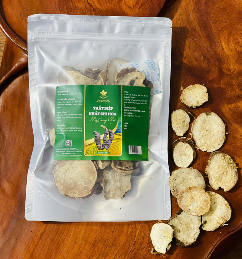 thất diệp nhất chi hoa khô